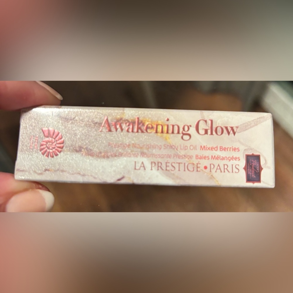 Awakening Glow Shiny Lip Oil - Mixed Berries by